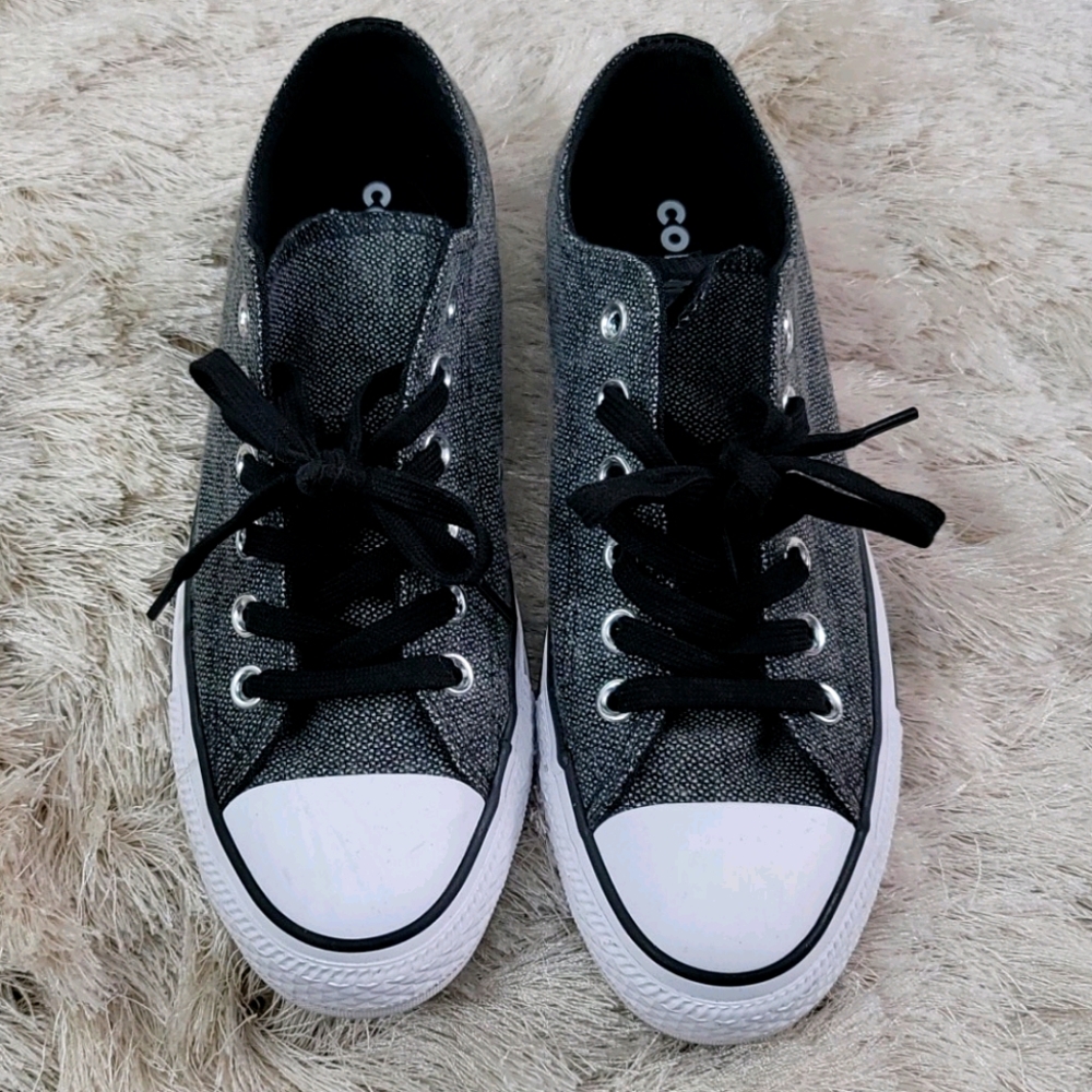 Converse black and white, shoes, sneakers